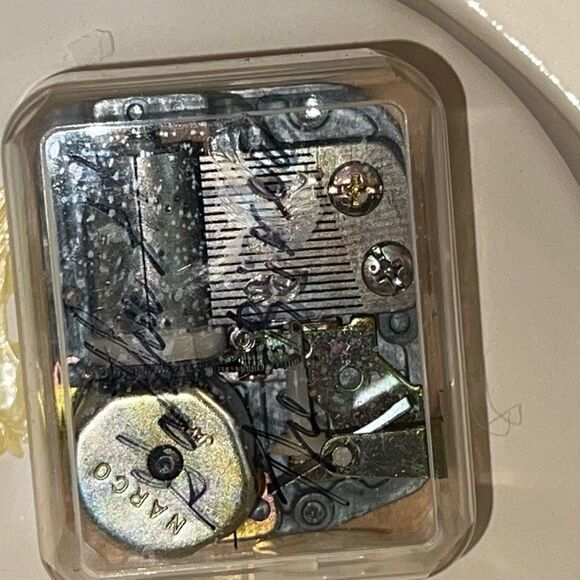 Vintage Angel Music Box Plays Gather At The River White God Loves You Inscribed - Picture 14 of 15